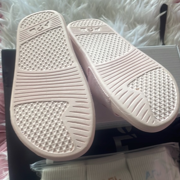 APL Slides - Picture 5 of 9